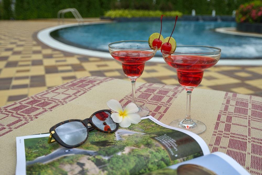 The Regency 4* Bagan