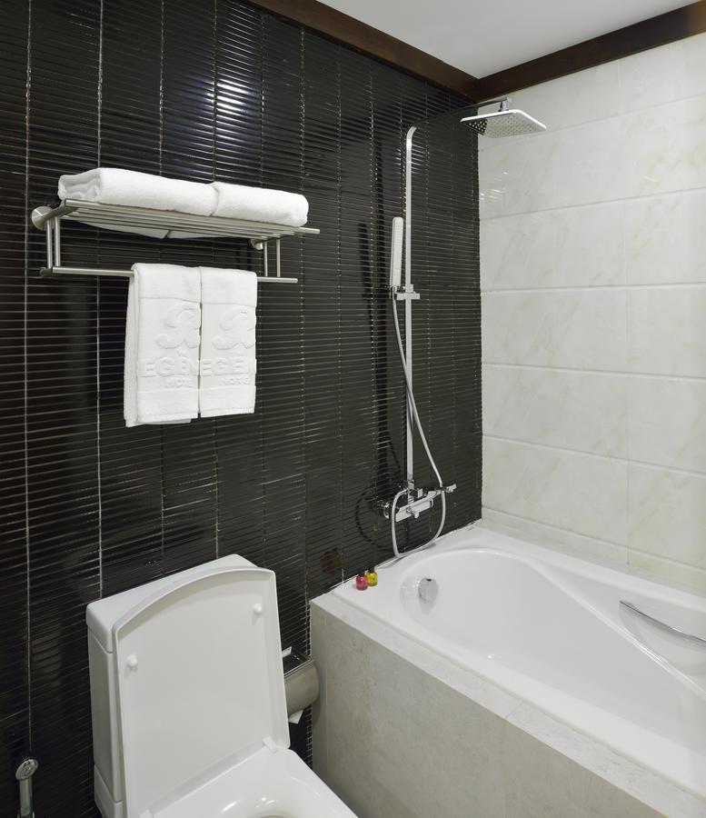 The Regency 4* Bagan